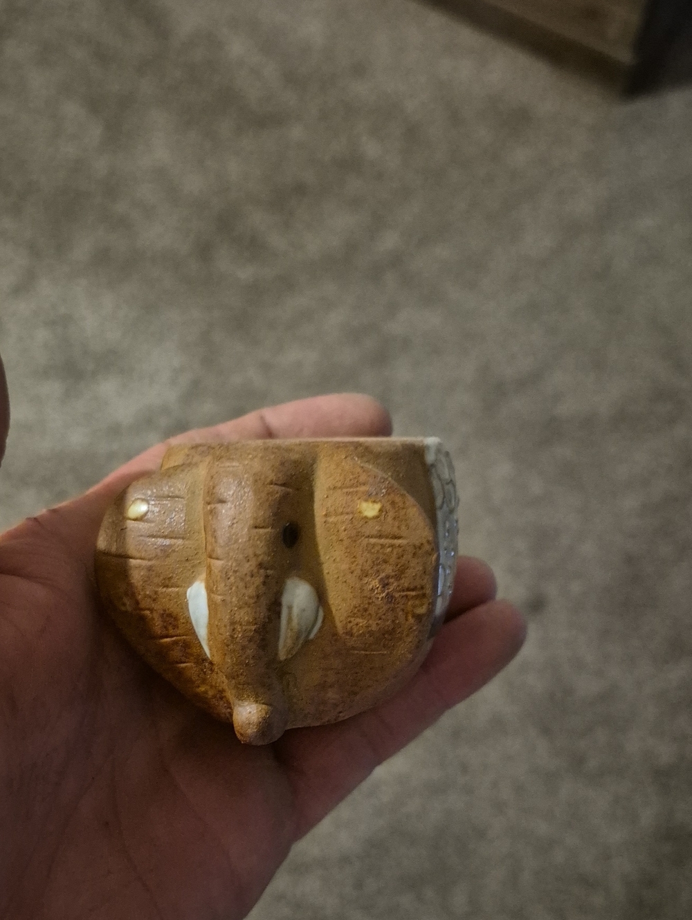 Handheld Small Elephant Pottery